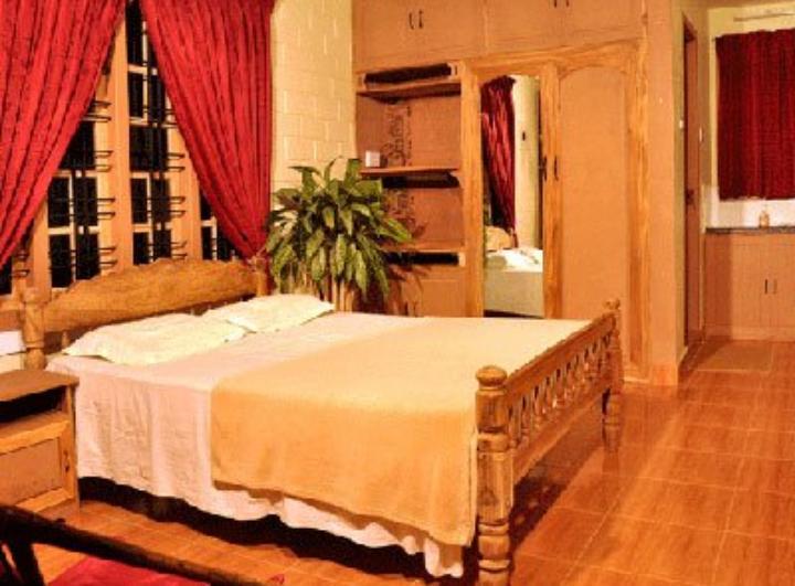 The Four Seasons Apartment Kalpatta Ngoại thất bức ảnh