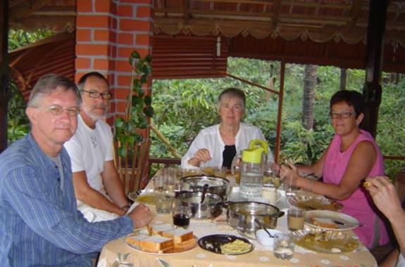 The Four Seasons Apartment Kalpatta Ngoại thất bức ảnh